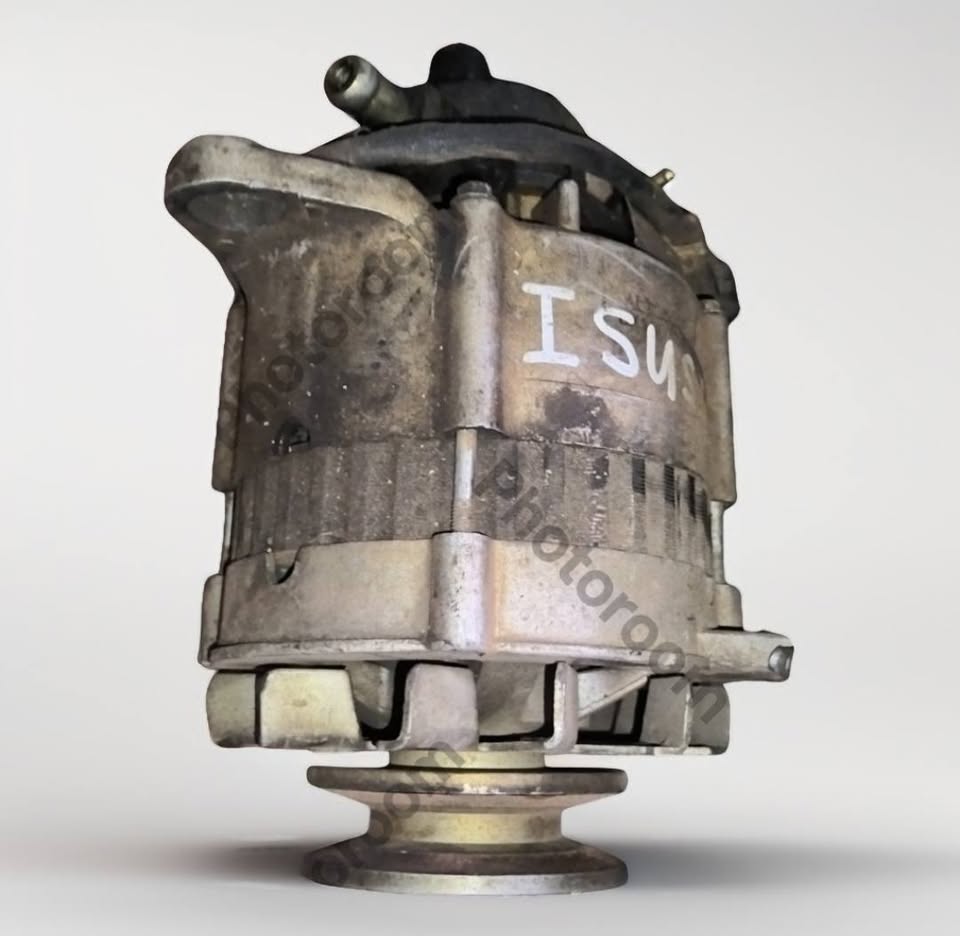 Isuzu alternator Call or WhatsApp me - Private Seller