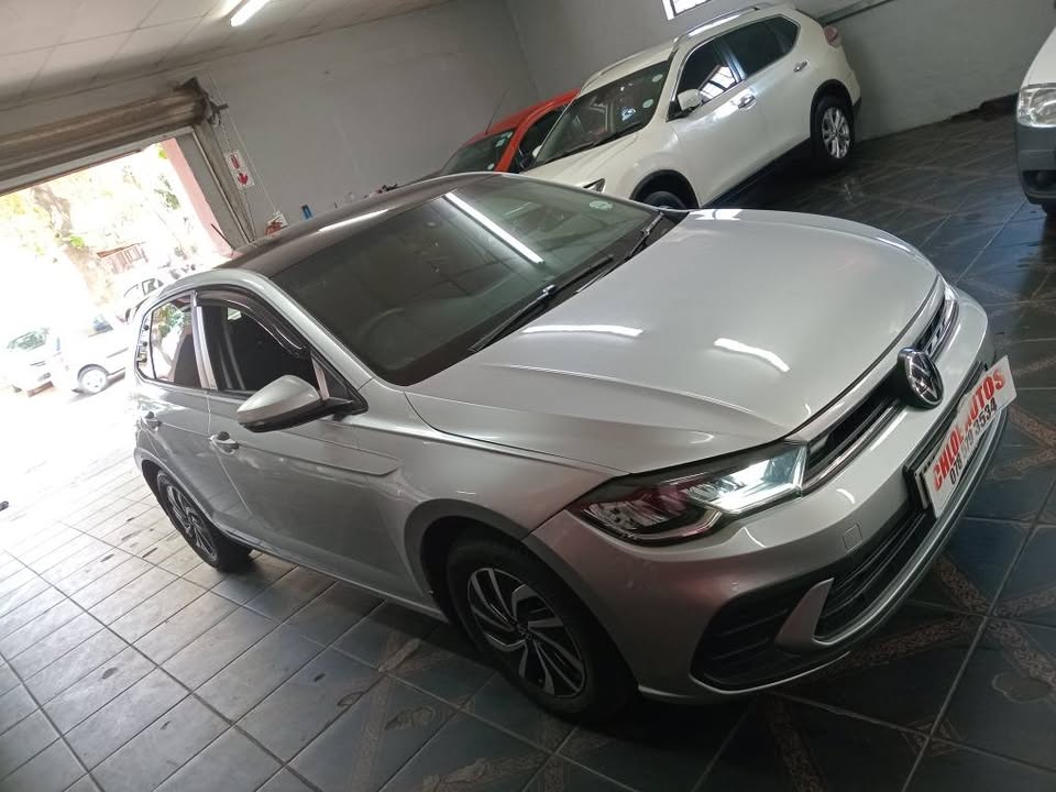 2023 VW Polo9 1.0TSi Comfortline manual Silver Color  46000km