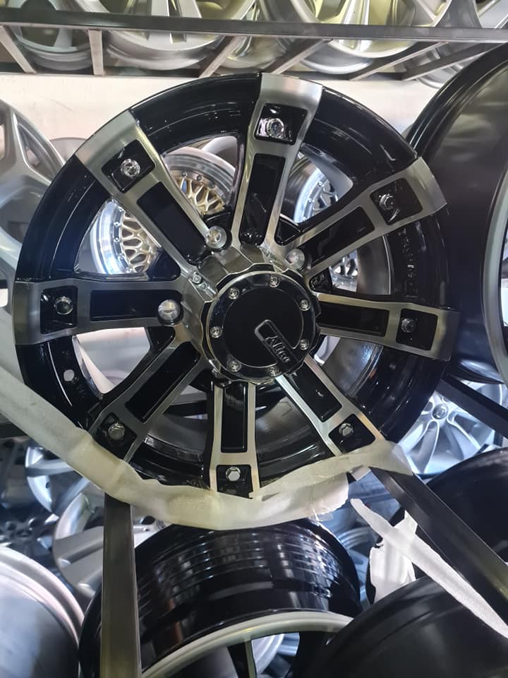 Mahindra Scorpio Bakkie Brand new mags size 16 pcd 5×160