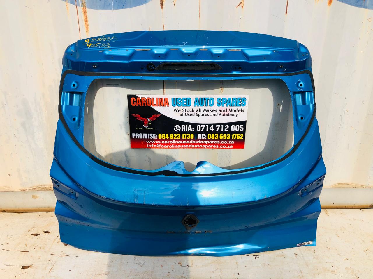 Renault kiger tailgate - Private Seller Renault kiger tailgate - Private Seller