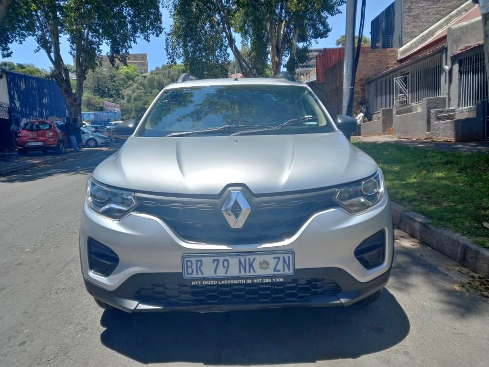 2023 Renault Triber 1.0 Petrol, Manual, Silver Color, Mileage 84000kms