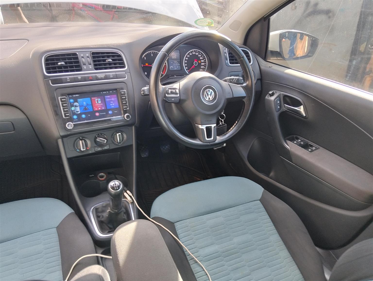 White VW polo in a best condition