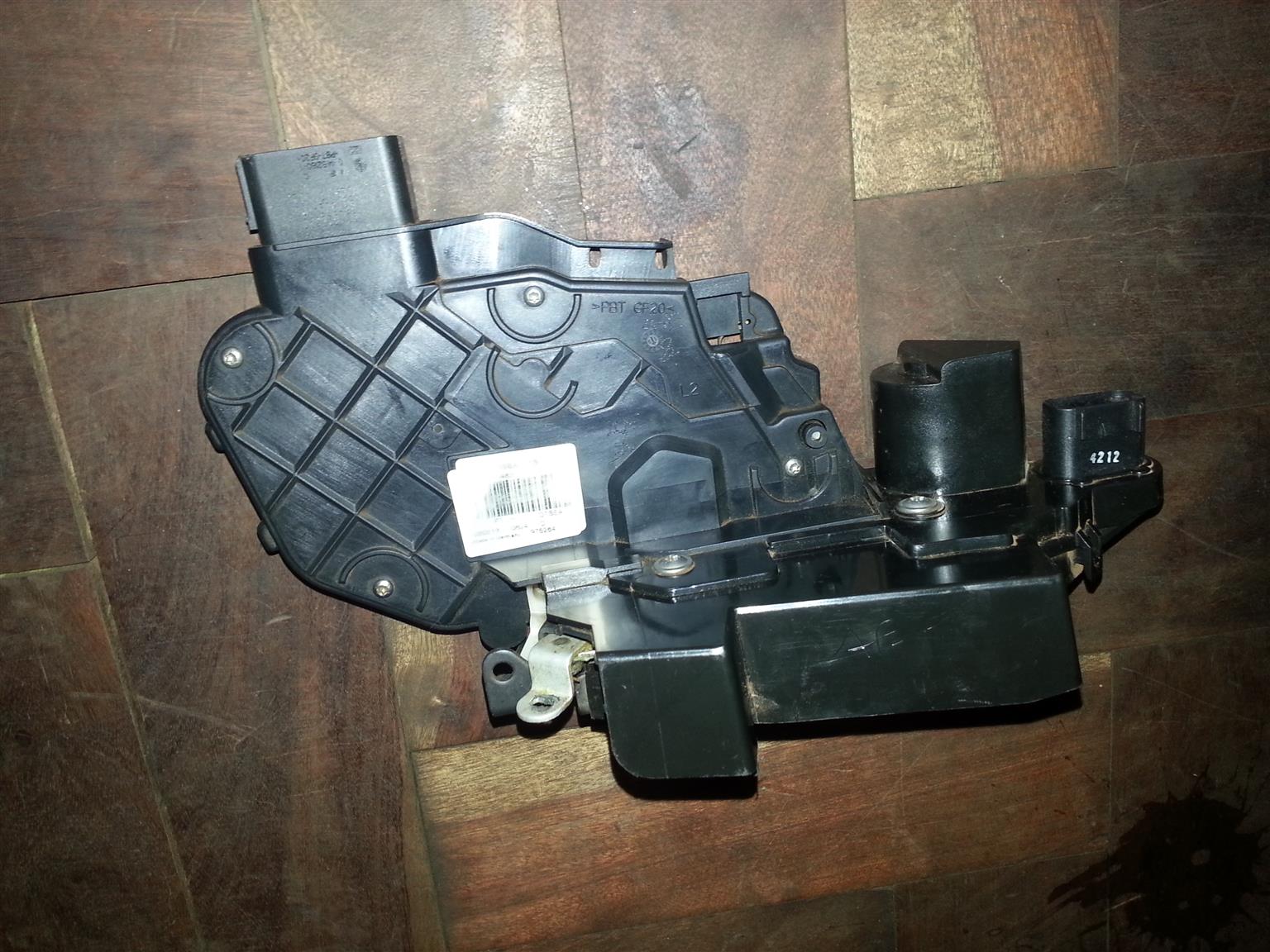 Assorted Land Rover Door Locks for sale | AUTO EZI Assorted Land Rover Door Locks for sale | AUTO EZI