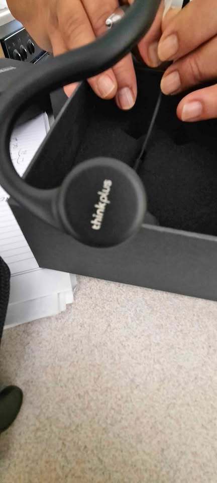 Lenovo wireless underwater headphones brand new Lenovo wireless underwater headphones brand new