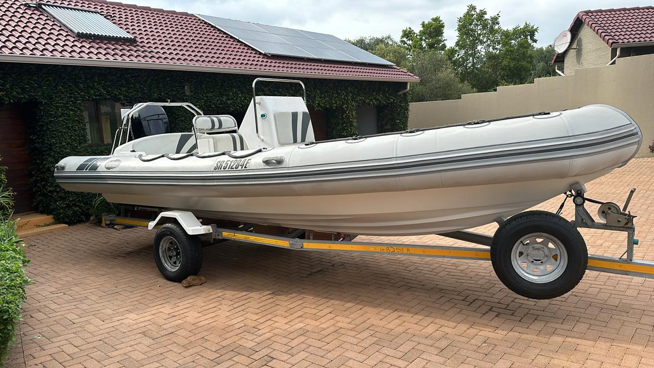Infata 7.3lri with 300 mercury Verado Infata 7.3lri with 300 mercury Verado