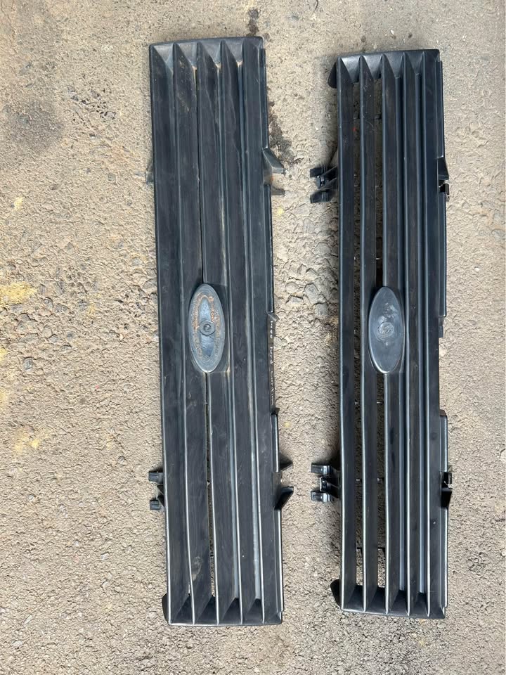 1988 Ford Cortina Front grills For Sale @Circle 7 Used Parts - Private Seller