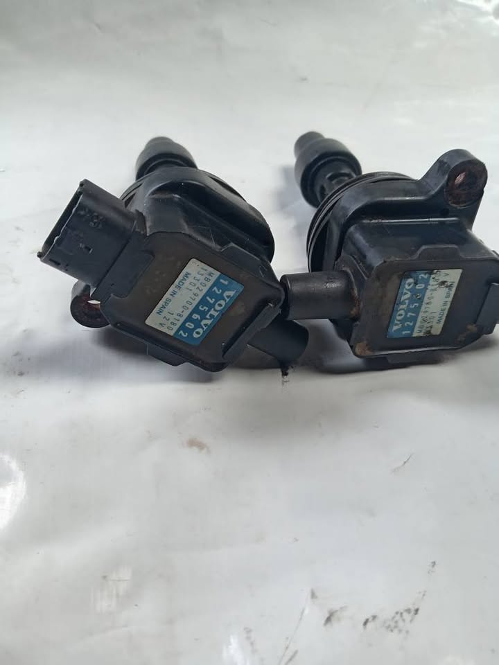 Volvo S40 2.0 T4 (VS) B4204T3 Ignition Coil 98-04 Call or WhatsApp - Private Seller Volvo S40 2.0 T4 (VS) B4204T3 Ignition Coil 98-04 Call or WhatsApp - Private Seller