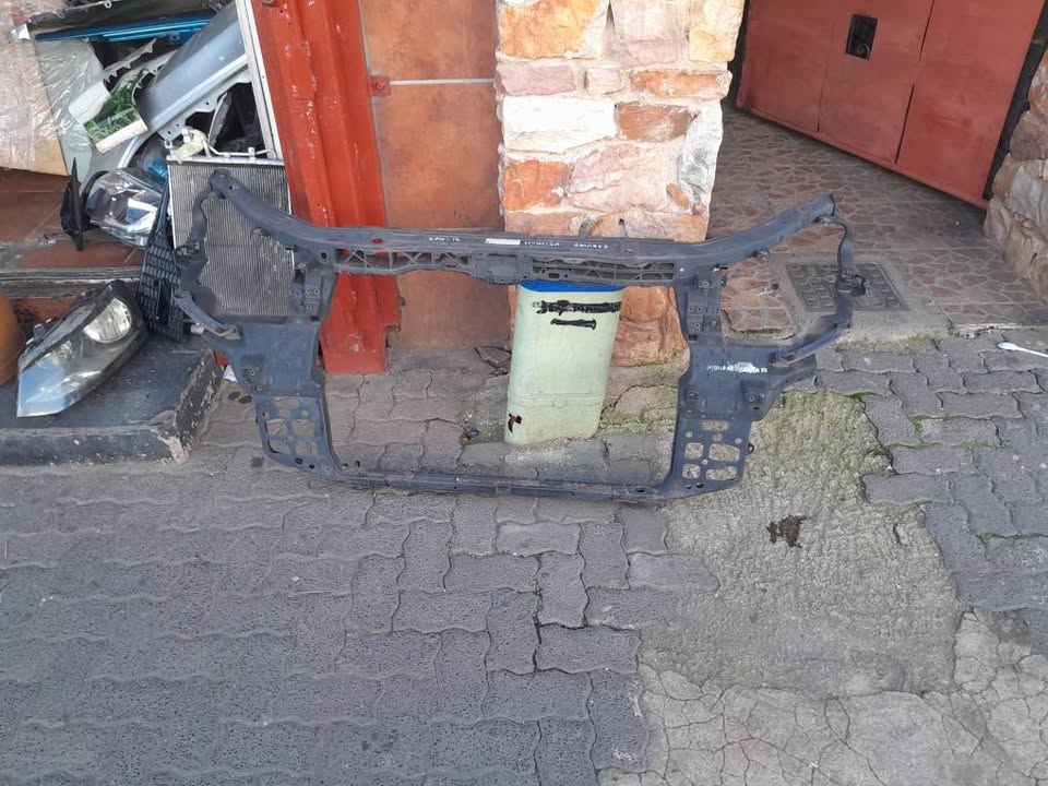 Hyundai Santafe cradle 2010-2012 - Private Seller Hyundai Santafe cradle 2010-2012 - Private Seller