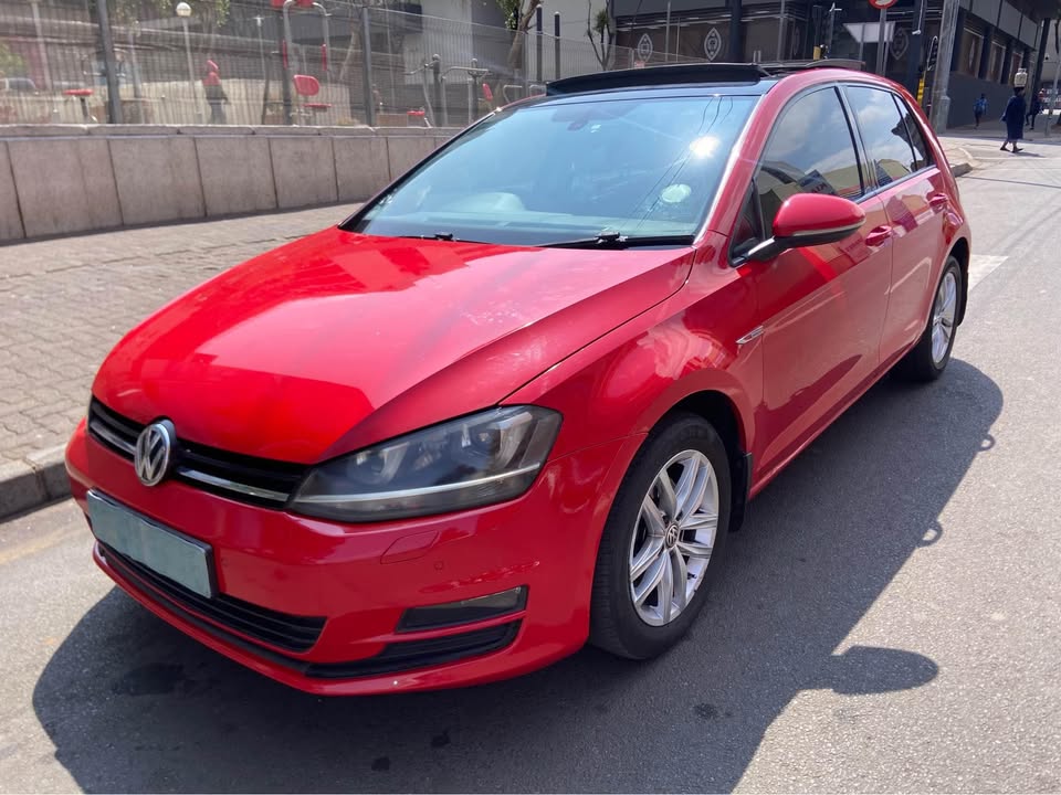 2014 VW Golf 7 TSI Blue-motion 87000km