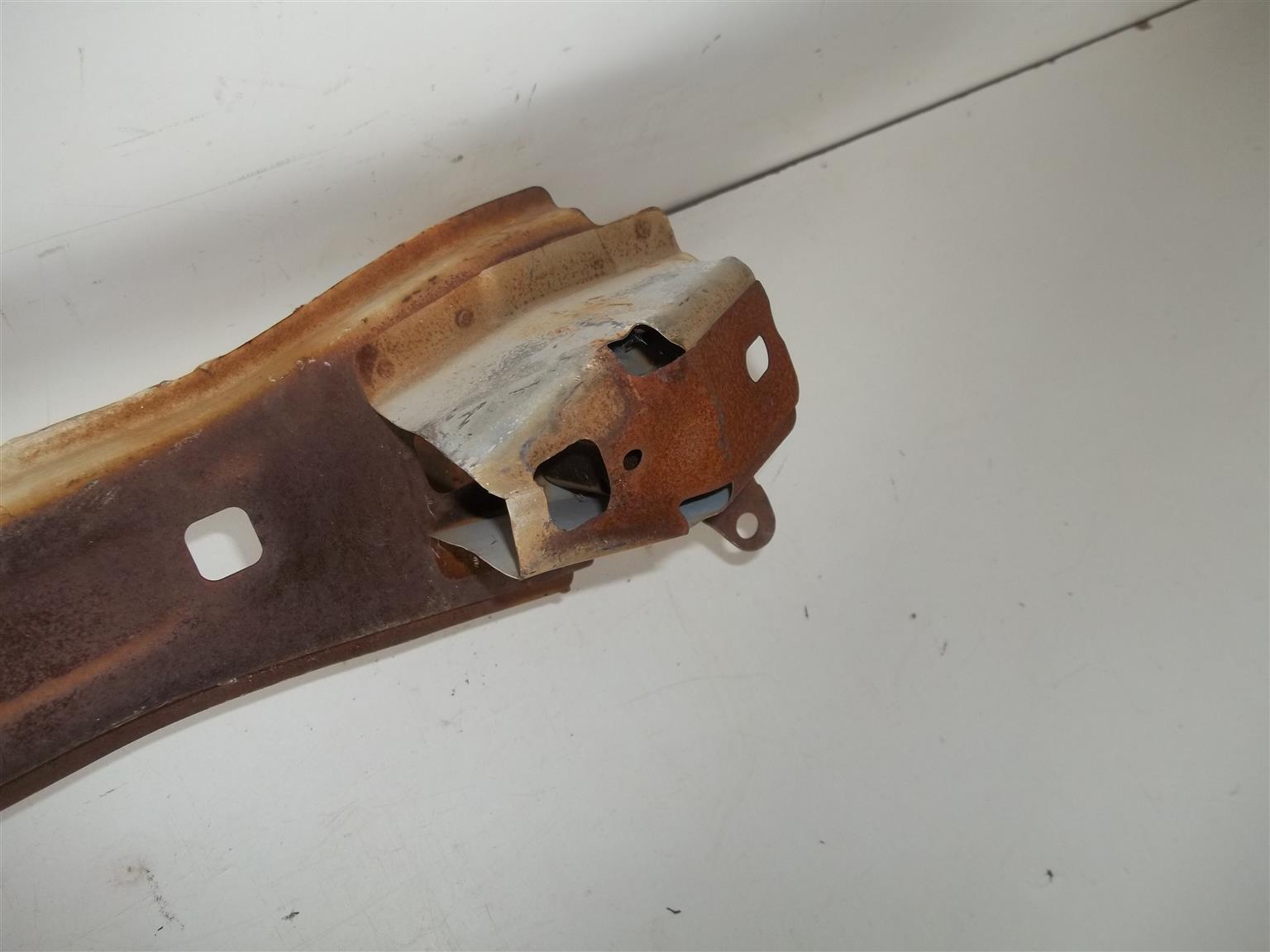 Honda CR-V front bumper stiffener - Private Seller Honda CR-V front bumper stiffener - Private Seller