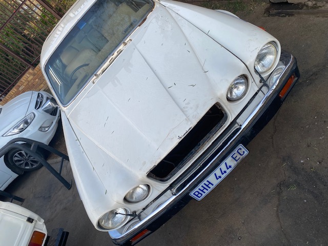 Daimler Jag Stripping for Spares. - Private Seller