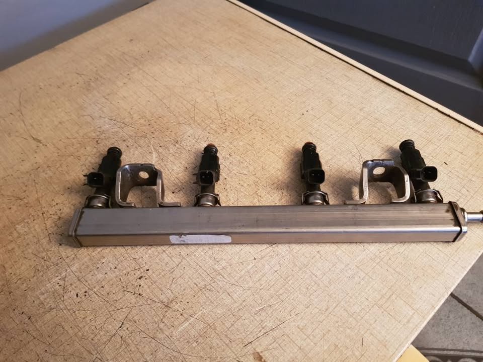 FORD FOCUS OR MAZDA DURATEC INJECTORS FORSALE - Private Seller