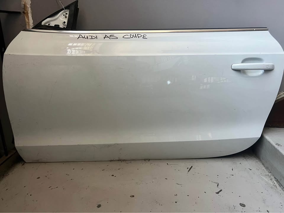 Audi A5 Door left side latest - Private Seller Audi A5 Door left side latest - Private Seller