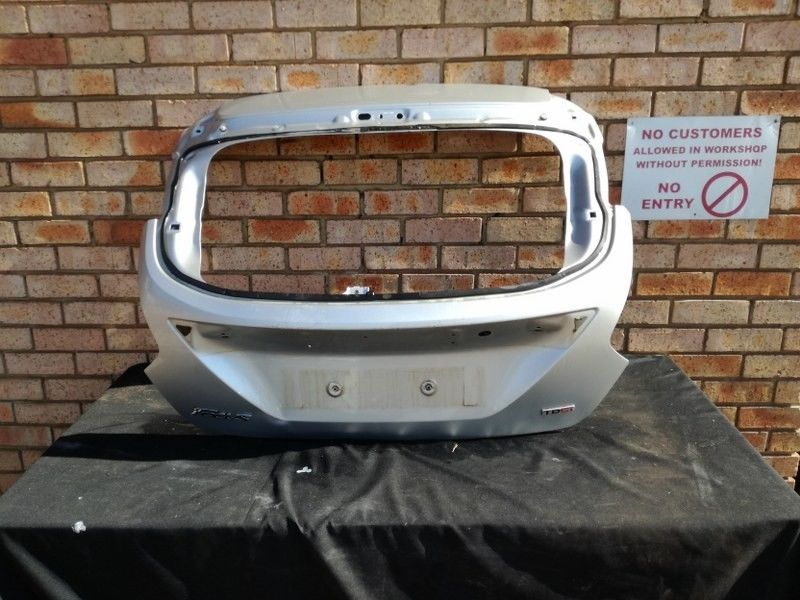 Ford Focus Tailgate - Private Seller Ford Focus Tailgate - Private Seller