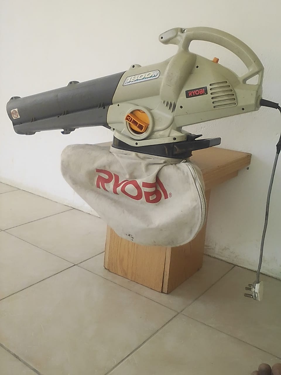 Ryobi leaf blower for sale | Junk Mail