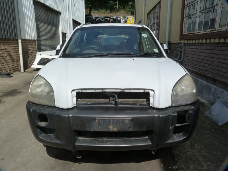 Hyundai Tucson 2.0 AT G4GC - 2006 SPARESBOYZ STRIPPING FOR SPARES - Private Seller Hyundai Tucson 2.0 AT G4GC - 2006 SPARESBOYZ STRIPPING FOR SPARES - Private Seller