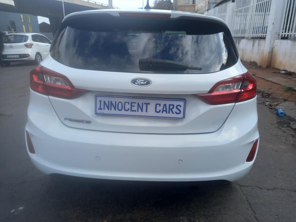 2021 FORD FIESTA 1.0 PETROL, TITANIUM, AUTOMATIC, WHITE COLOUR, 25000KM