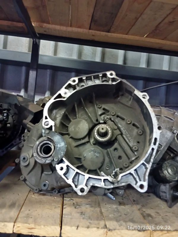 MINI COOPER MANUAL GEARBOX - Private Seller MINI COOPER MANUAL GEARBOX - Private Seller