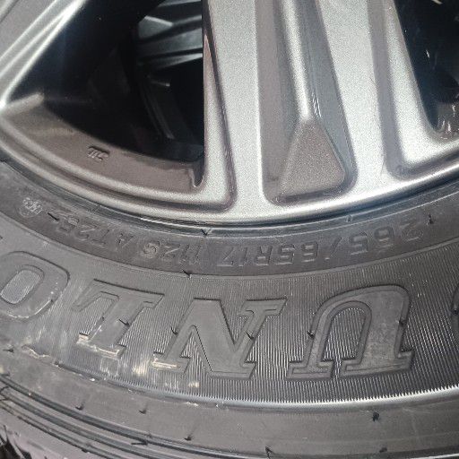 Toyota 17inch rims and tyres
