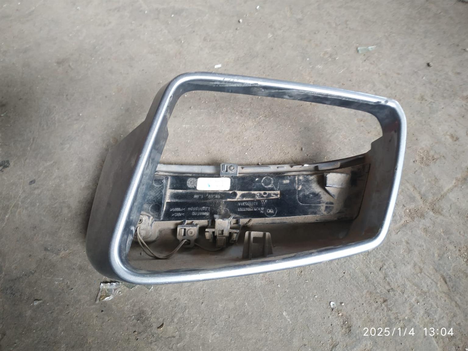 Mercedes Benz W212 A212 E Class left side mirror cover for sale - Private Seller Mercedes Benz W212 A212 E Class left side mirror cover for sale - Private Seller