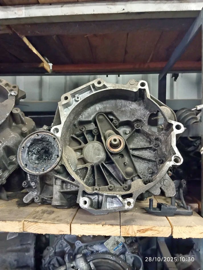 VOLKSWAGEN BLF MANUAL GEARBOX - Private Seller VOLKSWAGEN BLF MANUAL GEARBOX - Private Seller