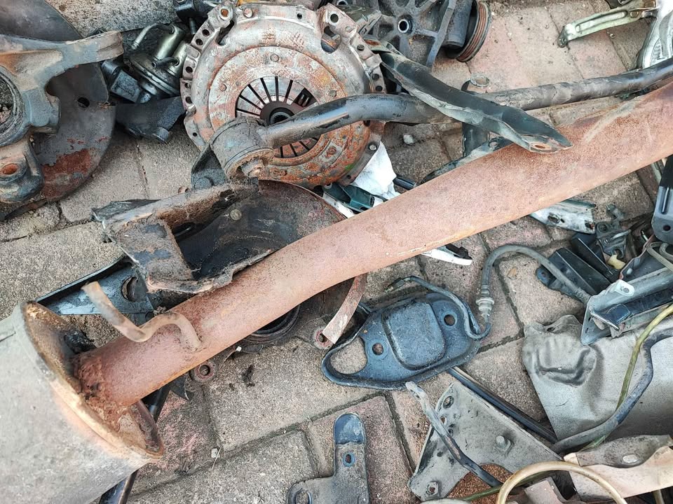 Nissan Sabre Complete Exhaust - Private Seller