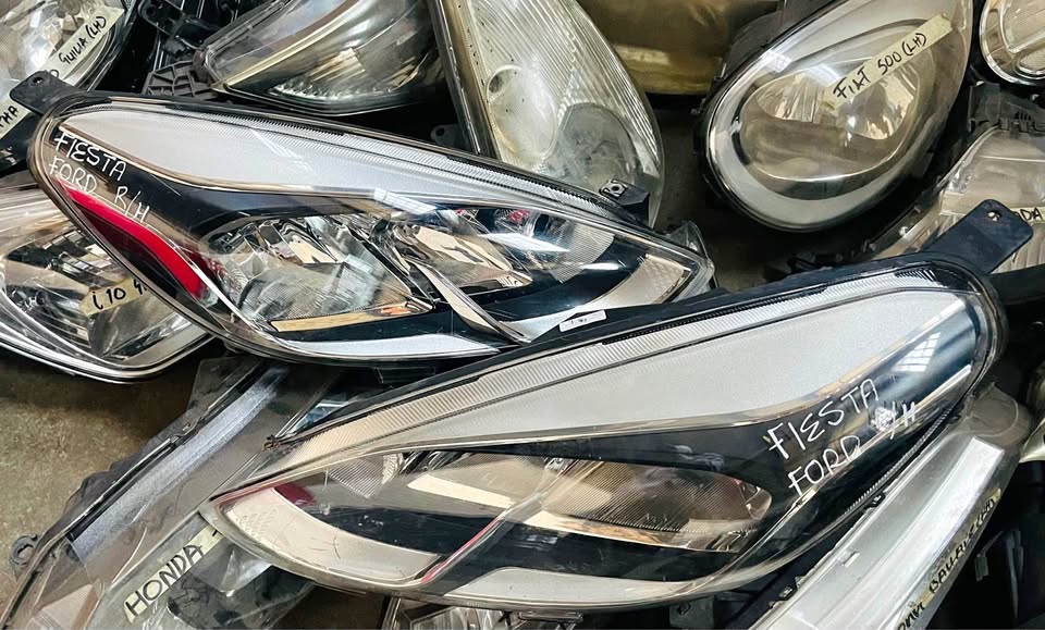 Ford Fiesta headlights - Private Seller Ford Fiesta headlights - Private Seller