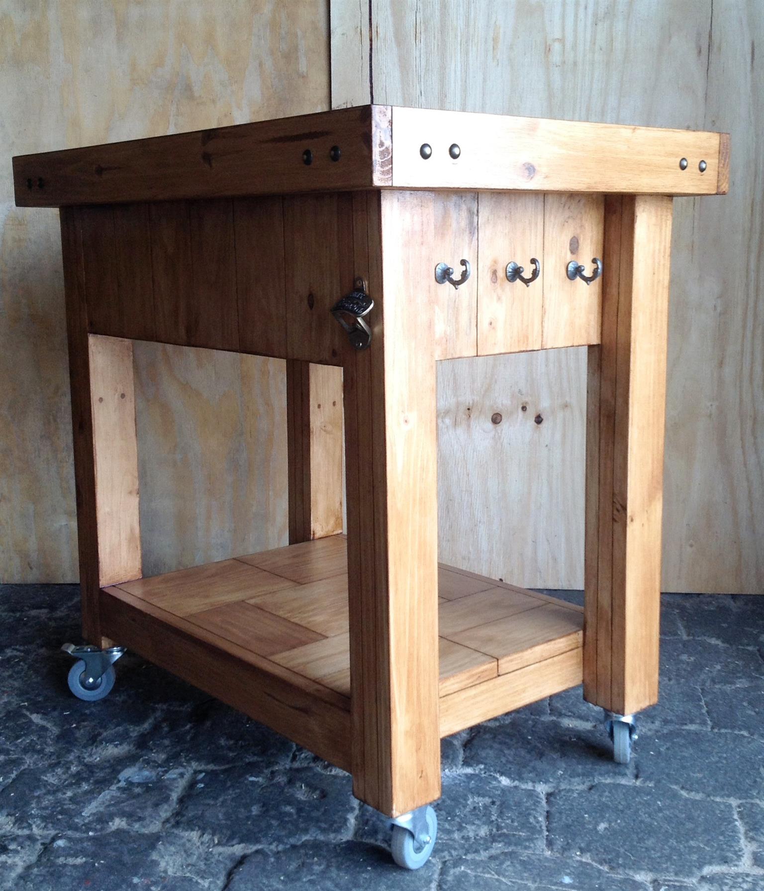 Braai Trolley Farmhouse series 0900 version 1 Stained - mobile