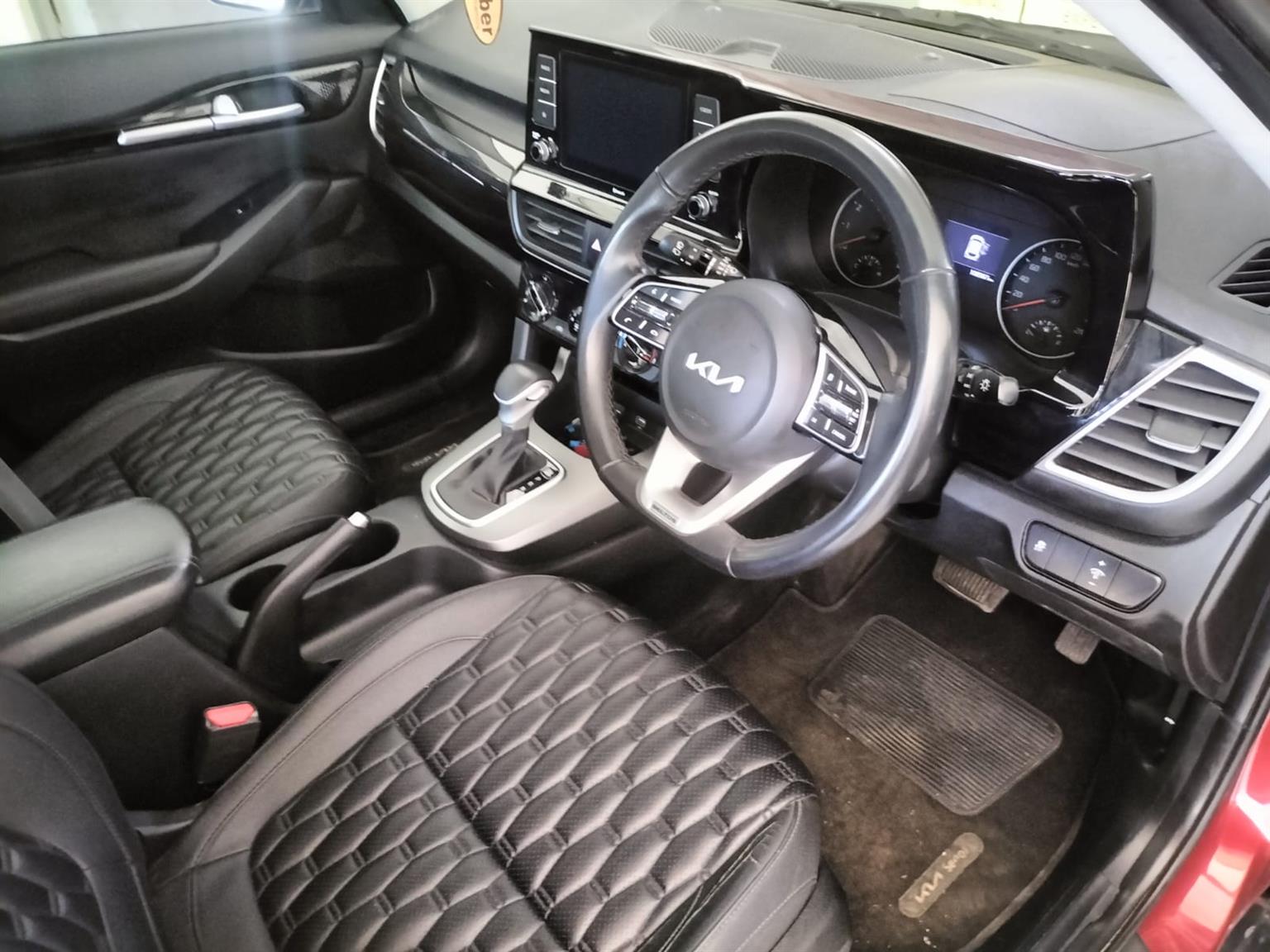 2022 KIA SELTOS 1,AUTOMATIC PETROL SERVICE HISTORY