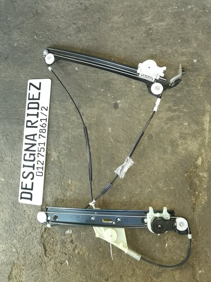 BMW E81/E82/E88 CONVERTIBLE COUPE WINDOW MECHANISMS NEW - Private Seller BMW E81/E82/E88 CONVERTIBLE COUPE WINDOW MECHANISMS NEW - Private Seller