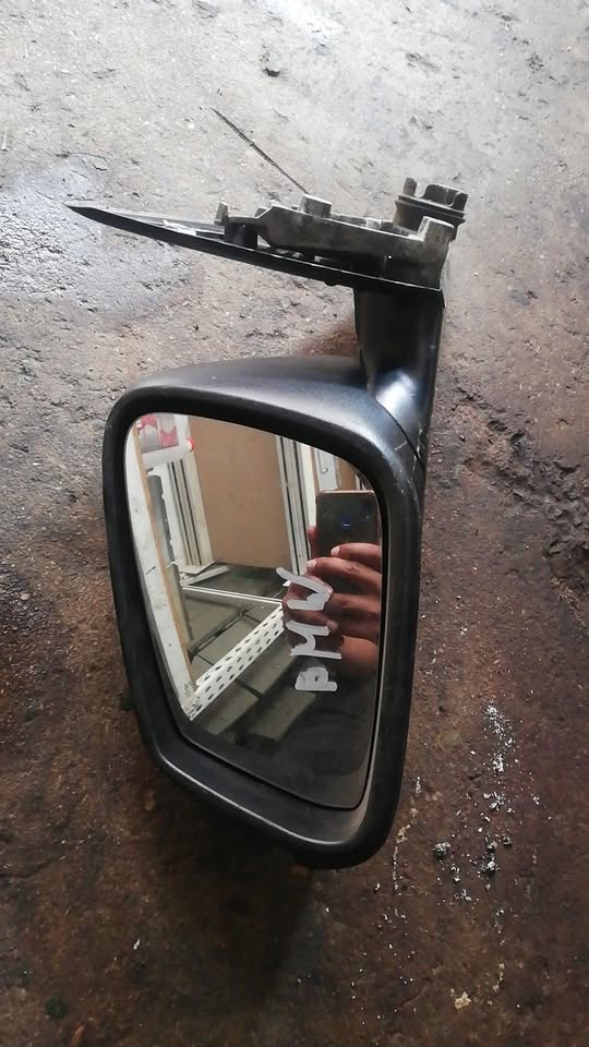 BMW F10 Left Mirror for sale - Private Seller BMW F10 Left Mirror for sale - Private Seller