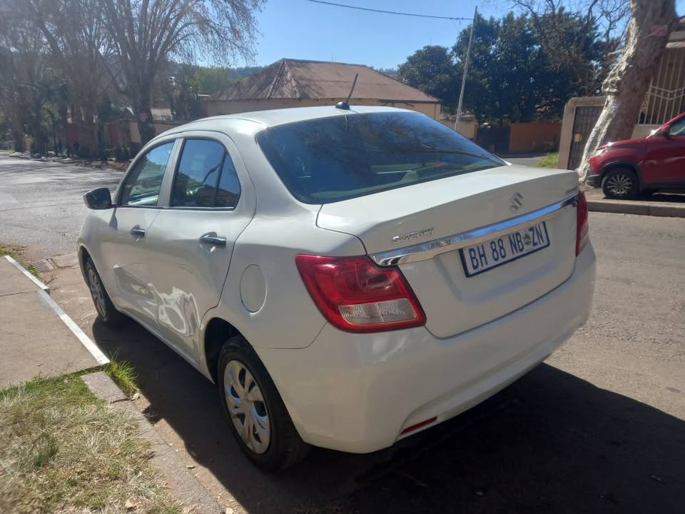 2021 Sezuki Dzire 1.2 Petrol, Manual, White, 68000kms
