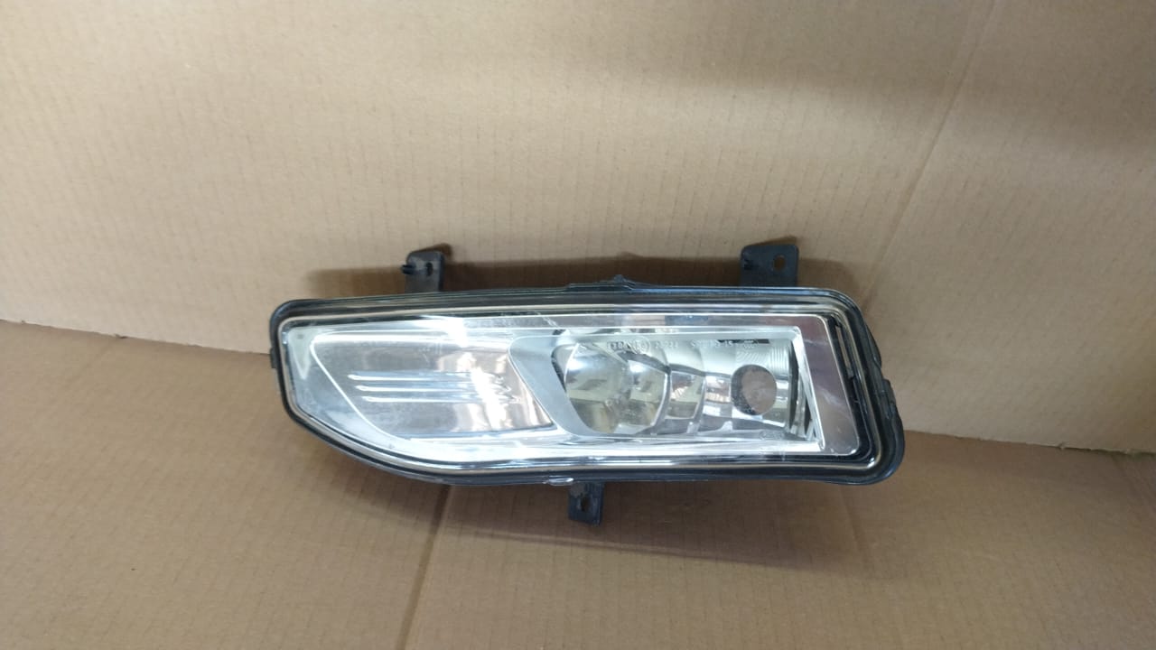 Nissan X-trail Left foglight LED - Private Seller