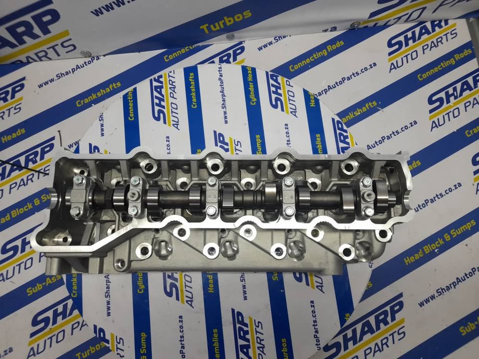 Mitsubishi colt 2.8i cylinder head 4M40 - Private Seller Mitsubishi colt 2.8i cylinder head 4M40 - Private Seller