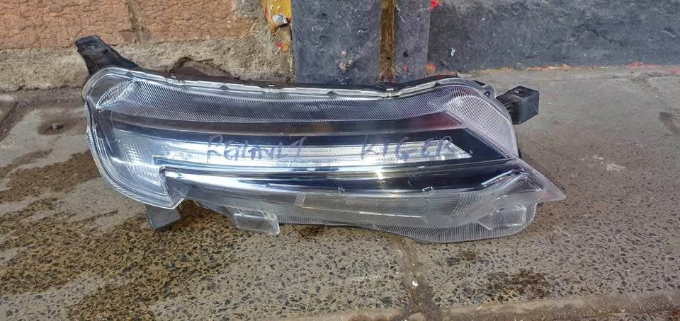 Renault Kiger headlight - Private Seller Renault Kiger headlight - Private Seller