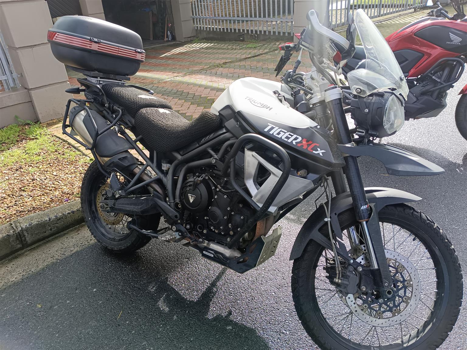2016 triumph Tiger xcx 800 for sale - Private Seller