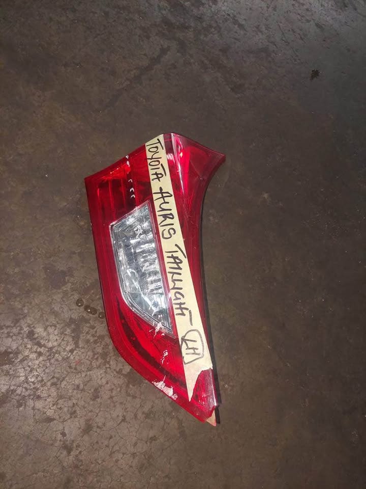 Toyota Auris taillight left side - Private Seller Toyota Auris taillight left side - Private Seller