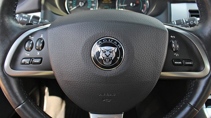 Jaguar XF Airbag | Auto Ezi Jaguar XF Airbag | Auto Ezi