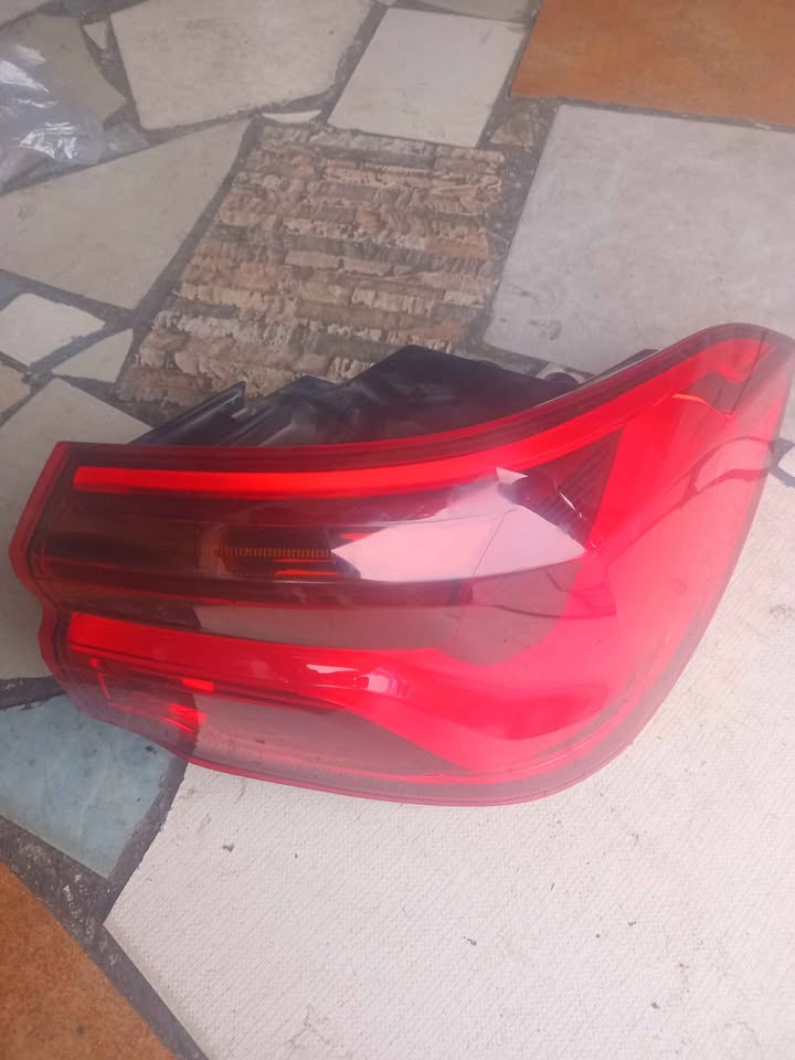 Taillight Outer R for BMW f39 X2 - Private Seller