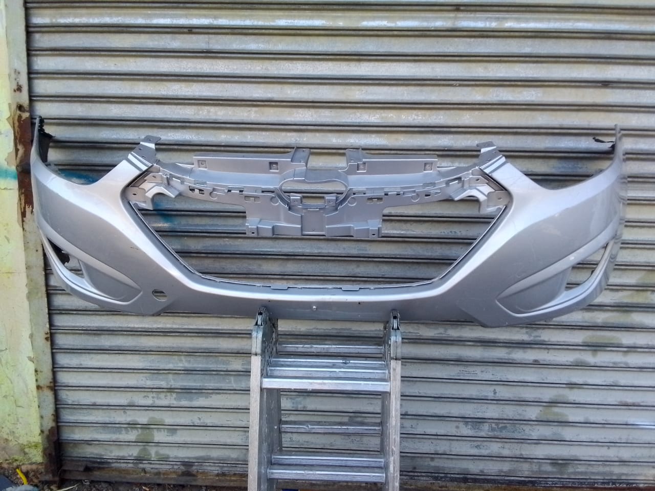 (2011-2015) HYUNDAI iX 35 FRONT BUMPER FOR SALE - Private Seller (2011-2015) HYUNDAI iX 35 FRONT BUMPER FOR SALE - Private Seller
