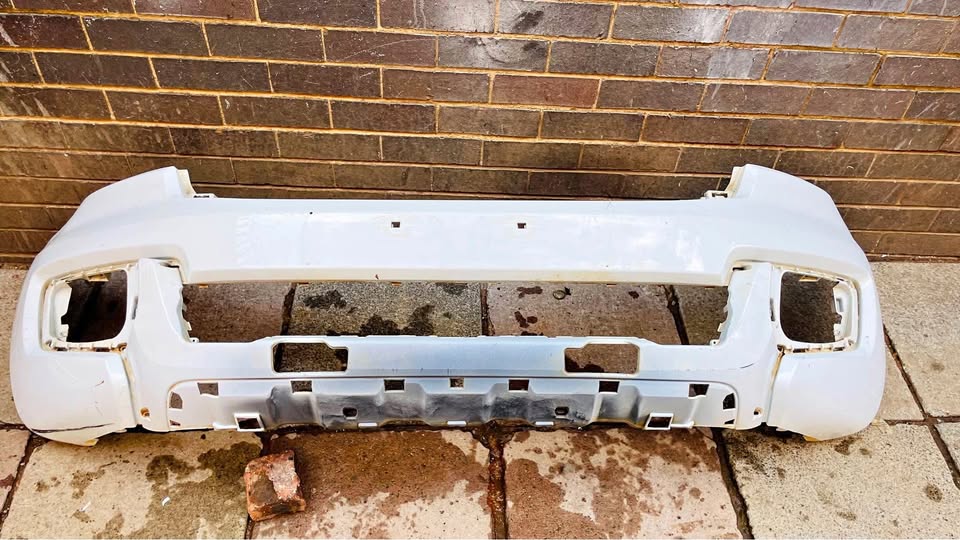 Ford Everest bumper 2017 - Private Seller Ford Everest bumper 2017 - Private Seller