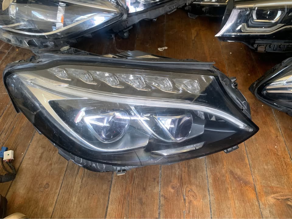 Mercedes Benz W205 headlight LHS