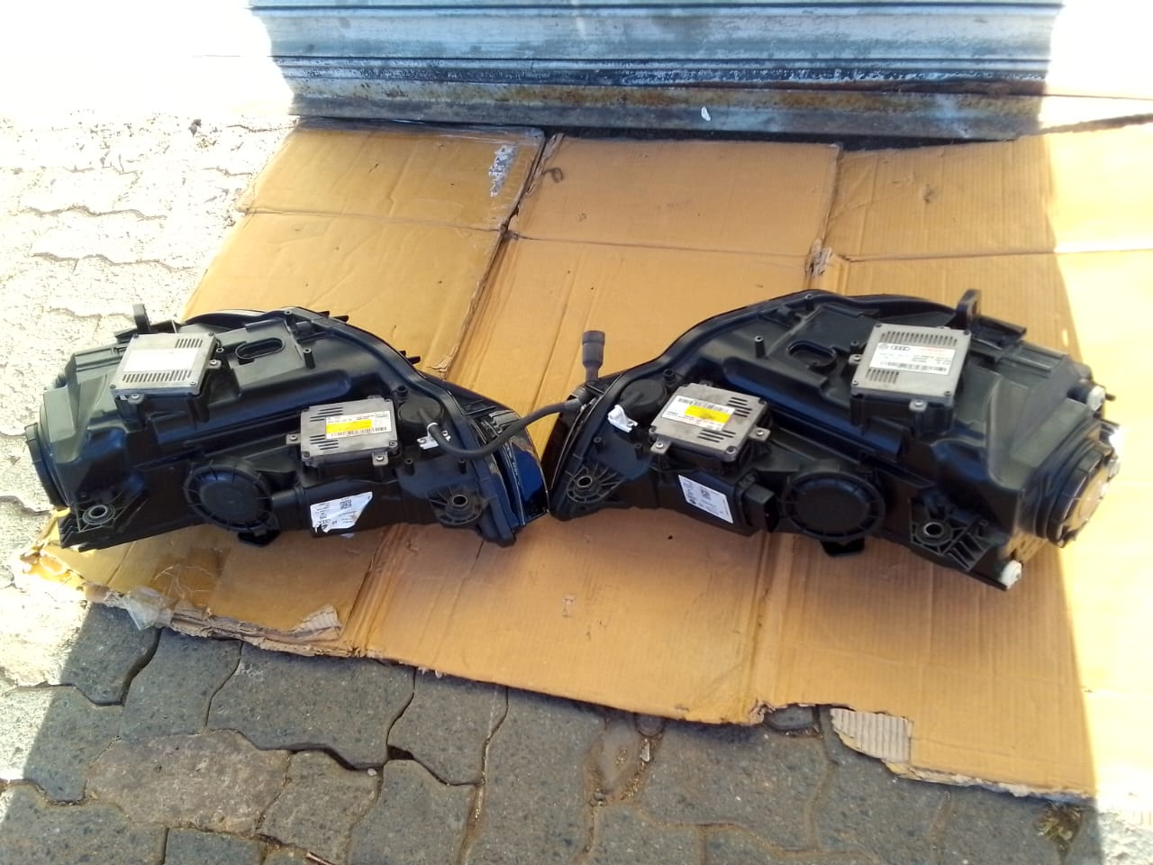 (2013-2016) AUDI A3 LHS AND RHS LED XENON HEADLIGHT FOR SALE - Private Seller (2013-2016) AUDI A3 LHS AND RHS LED XENON HEADLIGHT FOR SALE - Private Seller