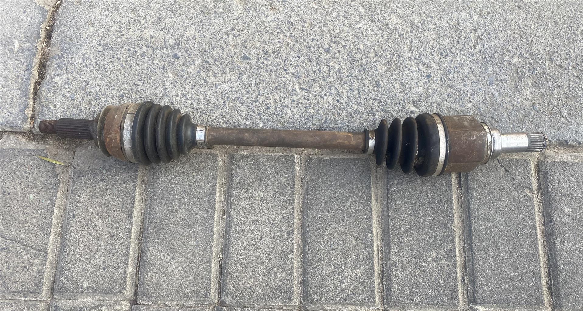 2020 HYUNDAI TUCSON AUTOMATIC DRIVE SHAFT LEFT SIDE FOR SALE - Private Seller 2020 HYUNDAI TUCSON AUTOMATIC DRIVE SHAFT LEFT SIDE FOR SALE - Private Seller