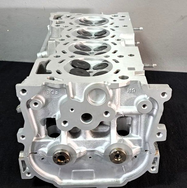 Nissan Tida Cylinder head - Private Seller