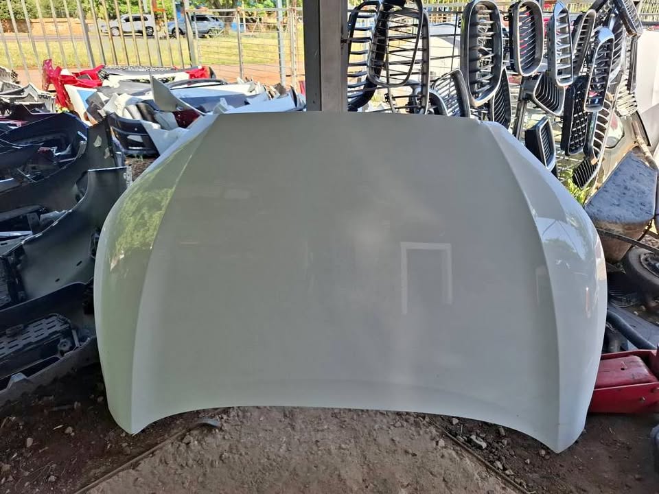 Toyota Corolla Cross Bonnet - Private Seller Toyota Corolla Cross Bonnet - Private Seller