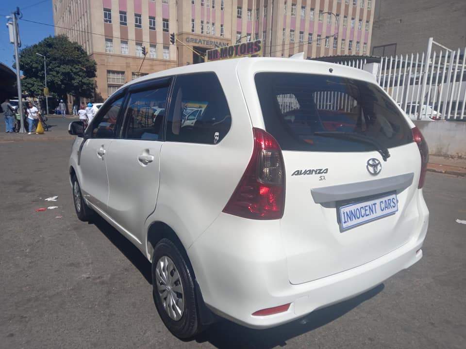 2021 TOYOTA AVANZA 1.3 PETROL, MANUAL TRANSMISSION, WHITE COLOUR