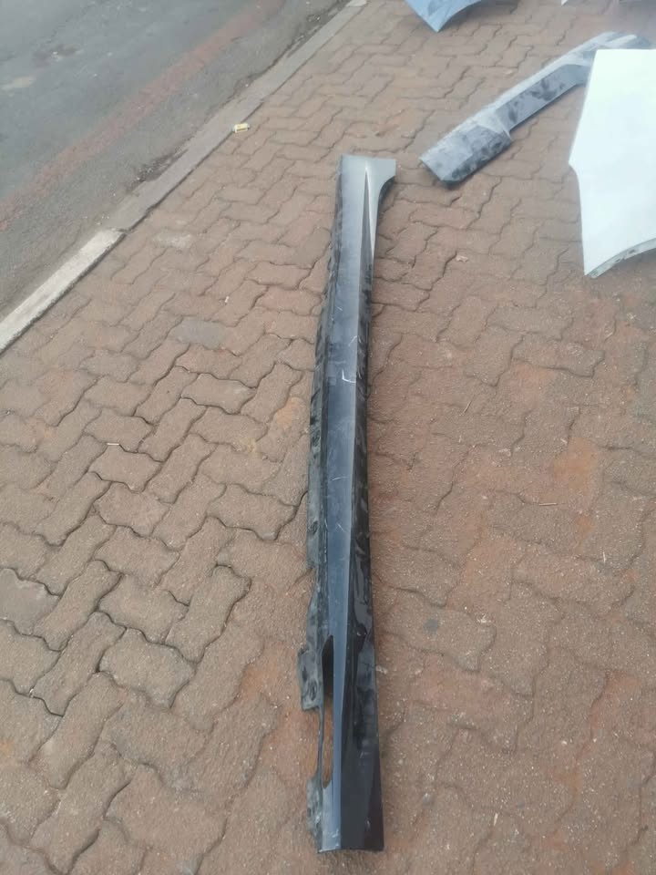 BMW G20 MSport right side skirt - Private Seller BMW G20 MSport right side skirt - Private Seller