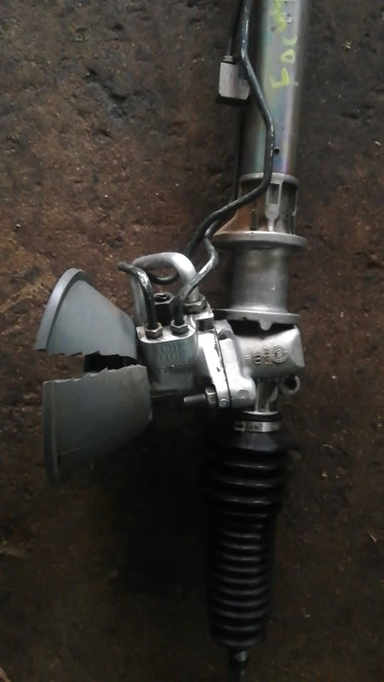 FORD FOCUS STEERING RACK - Private Seller FORD FOCUS STEERING RACK - Private Seller