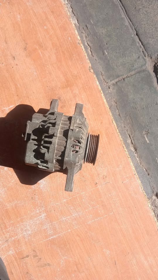 Honda jazz Alternator 2005-07 L15A engine - Private Seller Honda jazz Alternator 2005-07 L15A engine - Private Seller